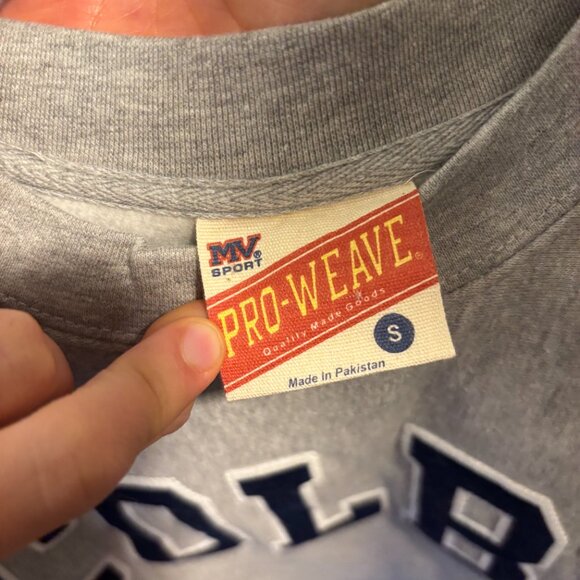 Colby University Crewneck - Picture 3 of 3